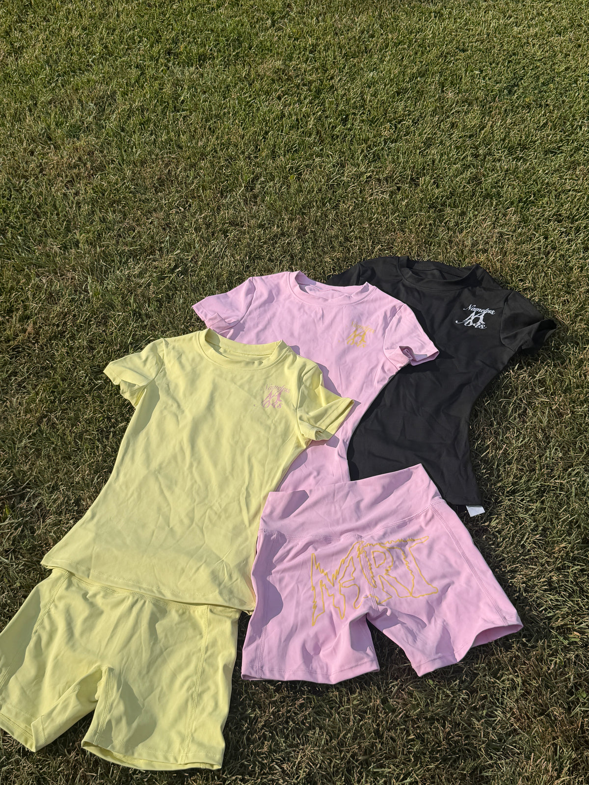 Nameless Arts wmns sets